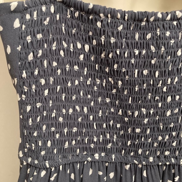 Last chance! Going to resale shop unless sold - Abercrombie & Fitch Dress - Picture 5 of 6